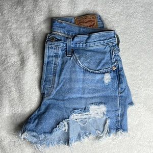 Levi’s 501 shorts